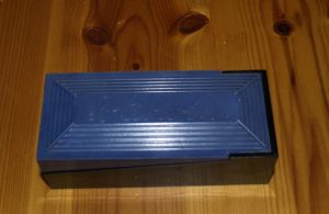 Boite noire et bleue pour rasoir Darwin Standard