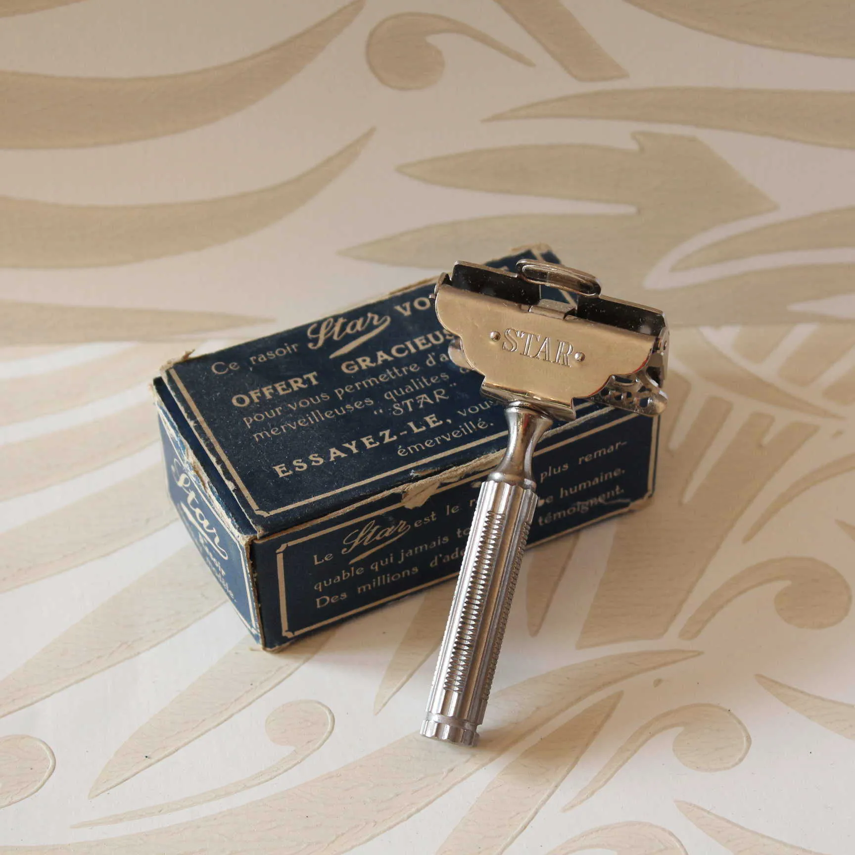 Rasoir vintage STAR en Coffret Carton bleu