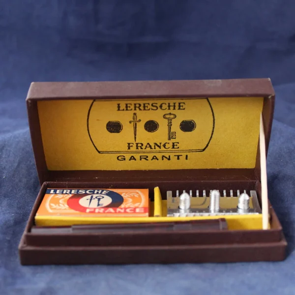 Leresche Razor NOS sealed Leresche 700 safety razor - 3 - Darwin Shaving